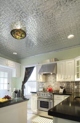 Metallaire Large Floral Circle Lacquered Steel